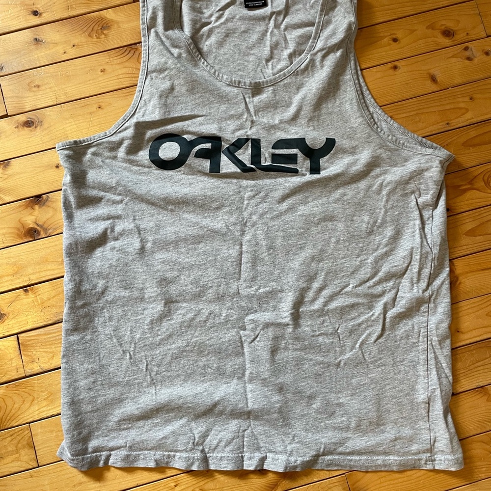 Oakley Gray Tank Top